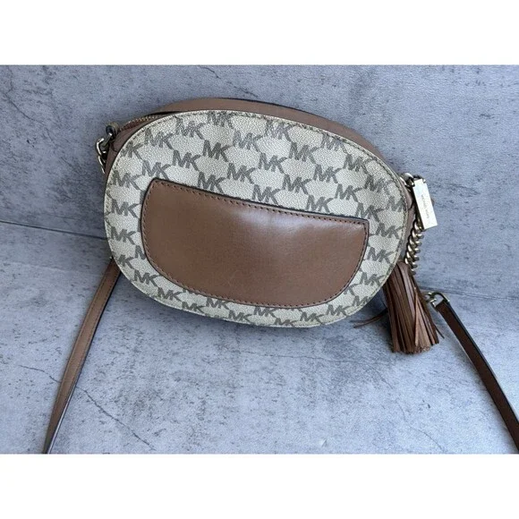 Michael Kors 3D FLORA APPLIQUE GINNY With Tassel MEDIUM MESSENGER Crossbody Bag - Picture 5 of 9